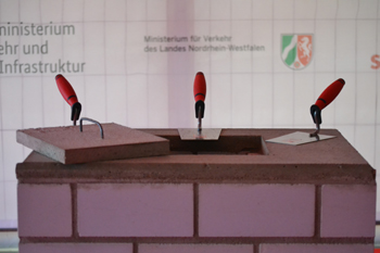 Verkehrszentrale Autobahnmeisterei Opladen Grundsteinlegung Bundesautobahn 11