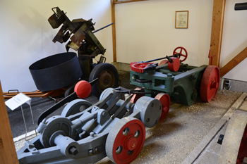 Wegmachermuseum Wasserburg am Inn Straßenmeisterei Holzbrücke Straßenaufreißer 15