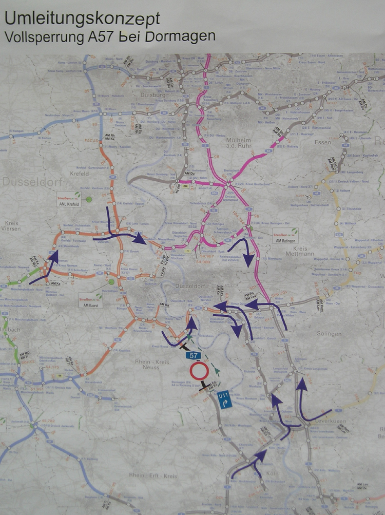 Wiederfreigabe Autobahn A 57 Dormagen nach Vollsperrung13