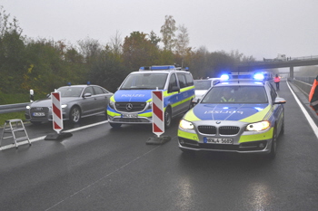 A33 Autobahn Lückenschluß Verkehrsfreigabe Einweihung Borgholzhausen Halle Osnabrück Bielefeld 88