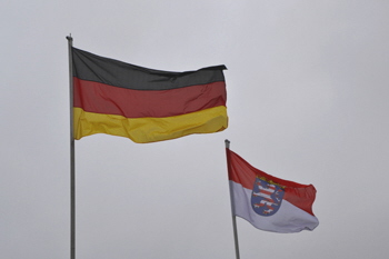 A3 Autobahnbrücke Lahntalbrücke Limburg Verkehrsfreigabe schwarz rot gold 6