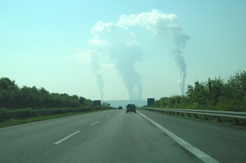 A540 Autobahn Jchen Grevenbroich Rommerskirchen B59n Braunkohlekraftwerk Wasserdampf 09