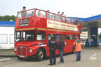 A 3 Bundesautobahn Ausbau achtstreifig Kölner Ring Verkehrsfreigabe Londoner Doppeldecker Bus 52