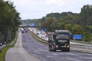 Autobahn A 3 Fahrbahndecke Elten Emmerich Kompaktasphaltdecke Deckschicht Binderschicht asfaltwerkzaamheden 64