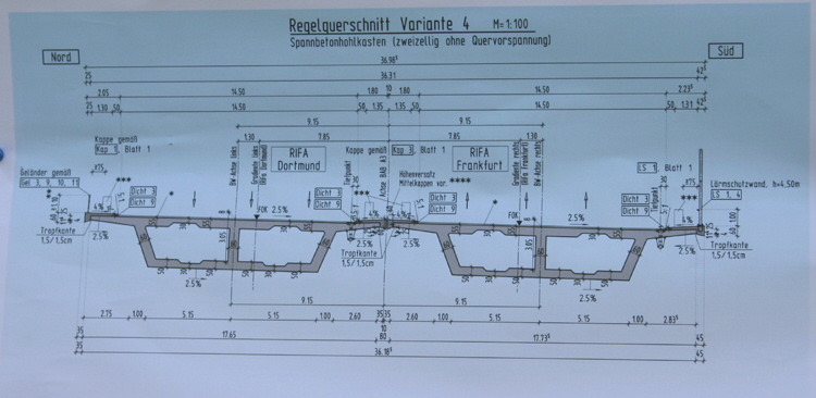 Autobahn A 45 Dortmund - Gießen Talbrücke Rinsdorf 34