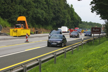 Autobahn Vollsperrung A52 Ruhrtalbrücke Mintard 59