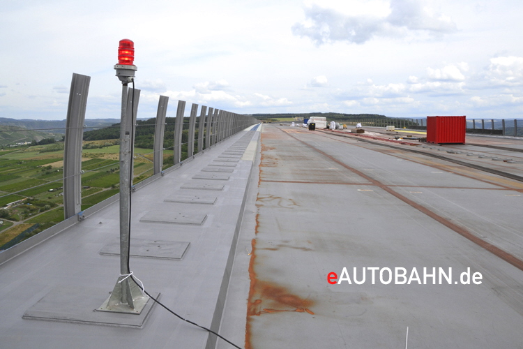 Hochmoselübergang Brückenschlag B50n Bundesstraße Brückenverschub Taktschiebeverfahren08 Kopie