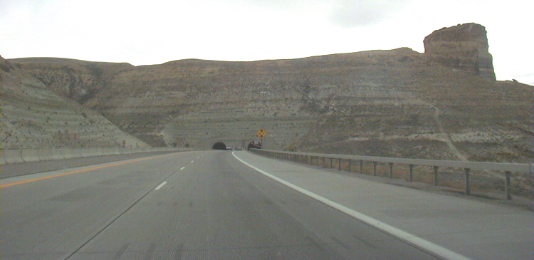 Interstate I-80 Lincoln Highway USA Autobahn Amerika Wyoming 65 Green River Tunnel