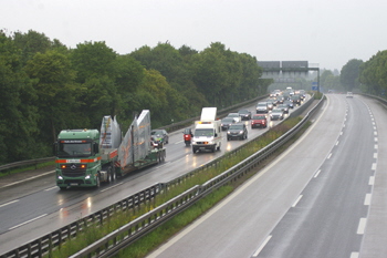 Tante Ju 52 auf Autobahn Junkers Flugzeug Schwertransport A 94 München Deutsches Museum 99