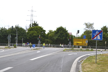 Tour de France Radrennen Deutschland Autobahnsperrung A 57 Anschlußstelle Kaarst Büttgen Neuss 25
