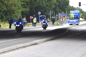 Tour de France Rhein-Kreis-Neuss gesperrte Autobahn A 57 Kaarst Bttgen 55